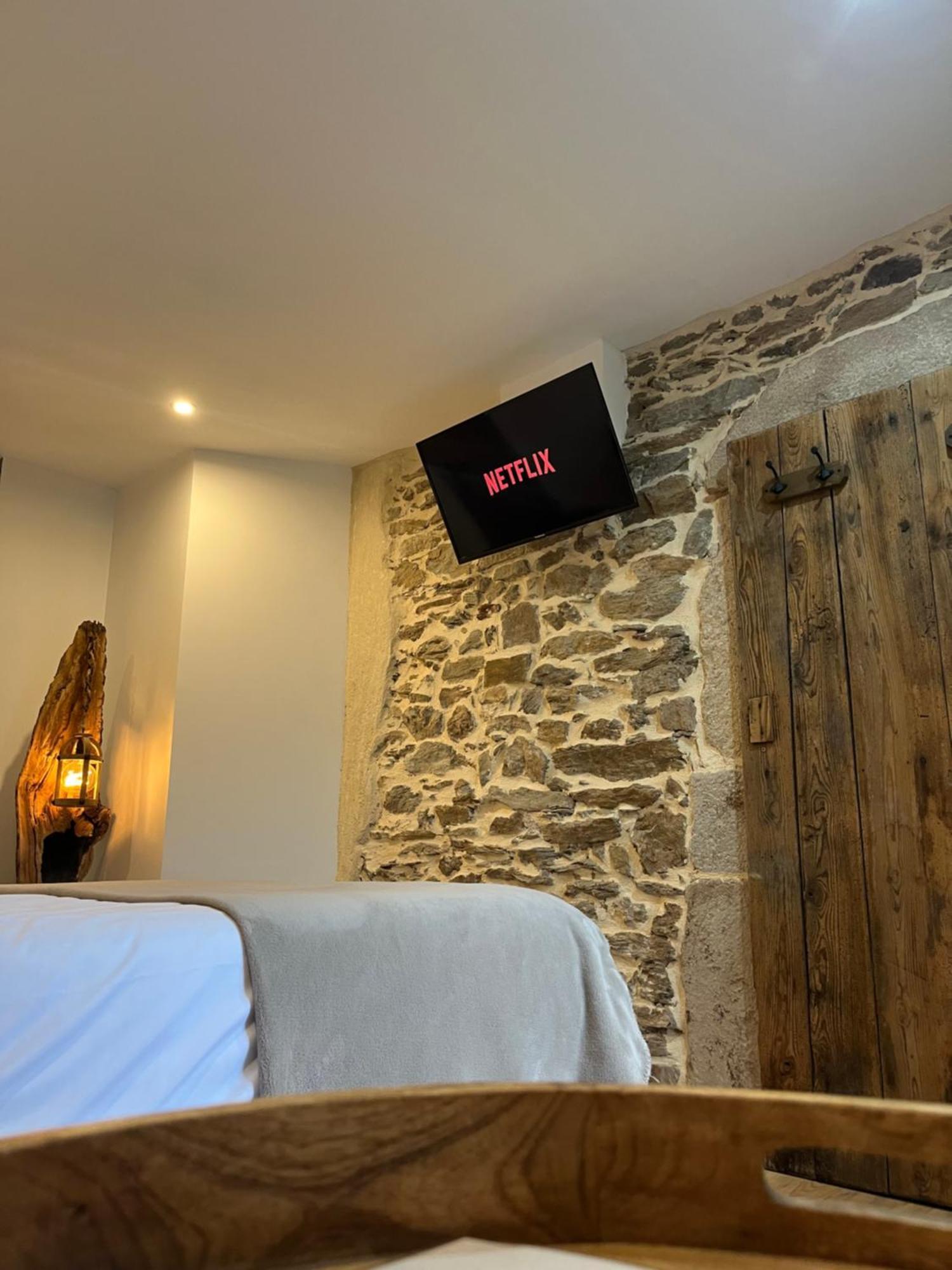 La Voute Du Pilat & Options Spa, Massage Сен-Шамон Екстериор снимка