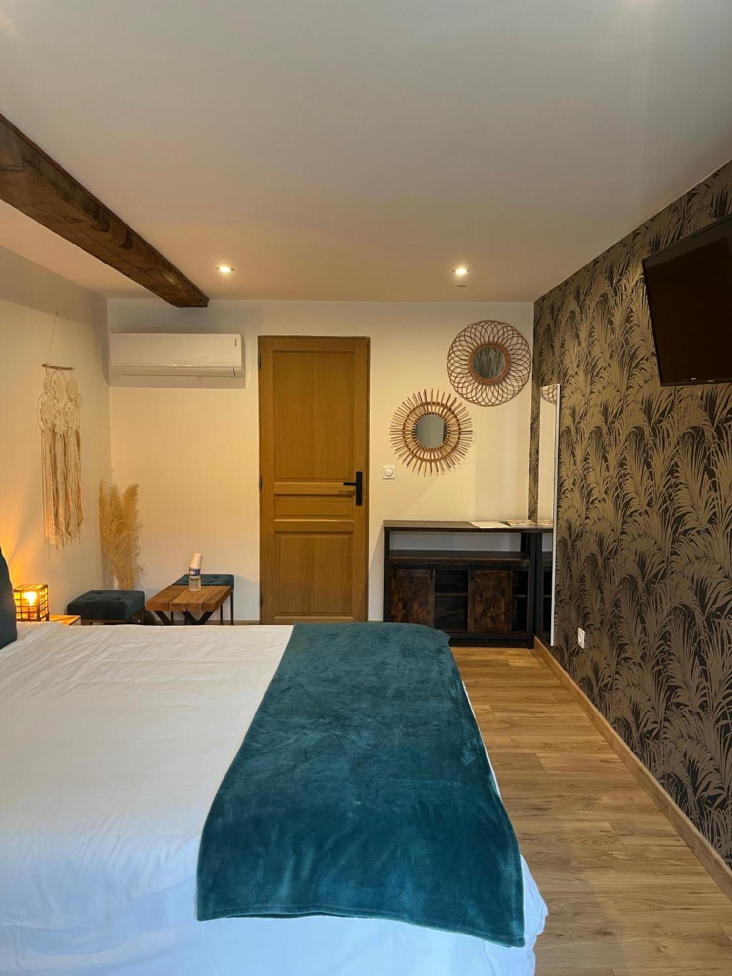 La Voute Du Pilat & Options Spa, Massage Сен-Шамон Екстериор снимка